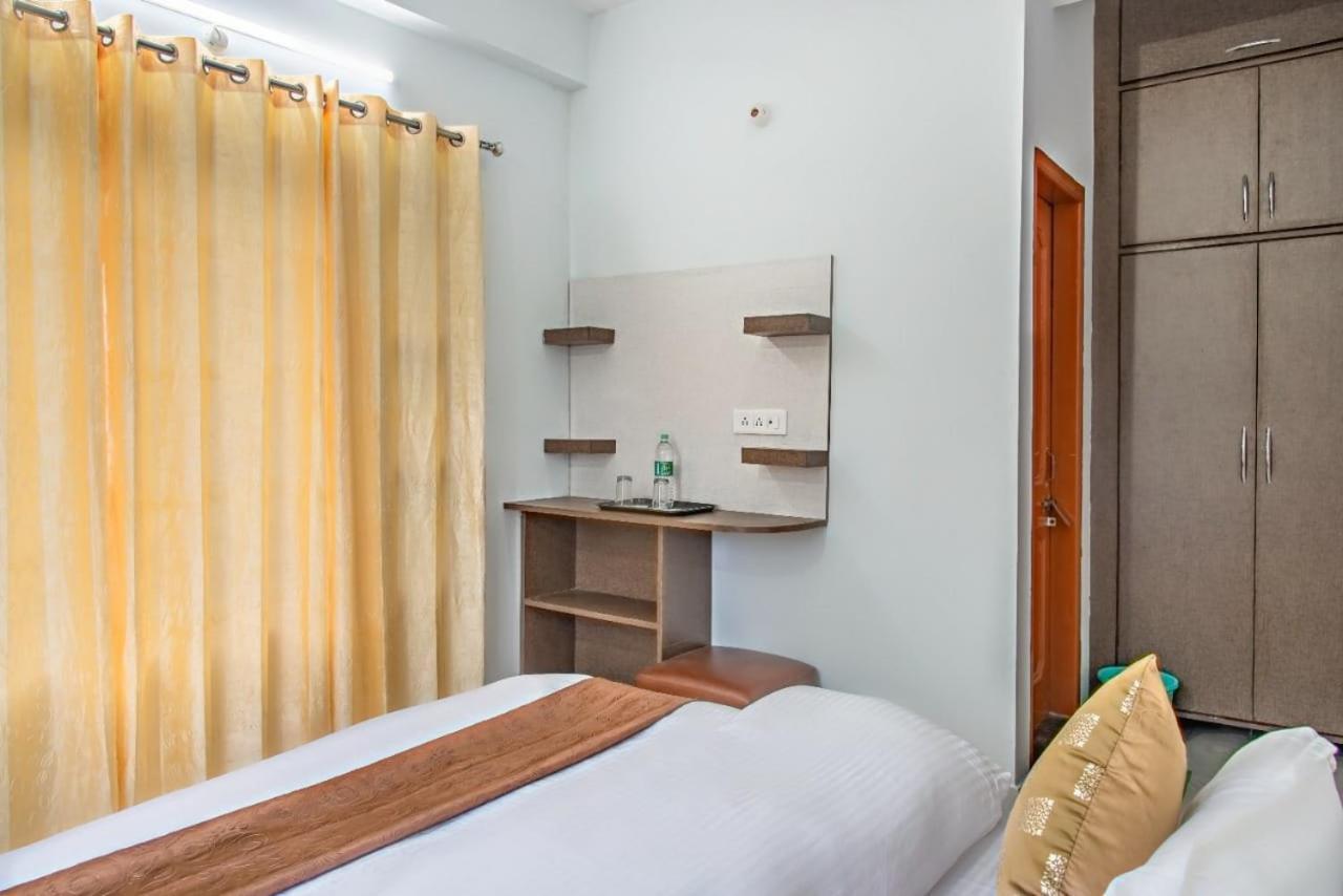 Mystic Kasauli I Pvt Balcony I Peacefull Area I Serviced Apt I By Exotic Stays Екстериор снимка