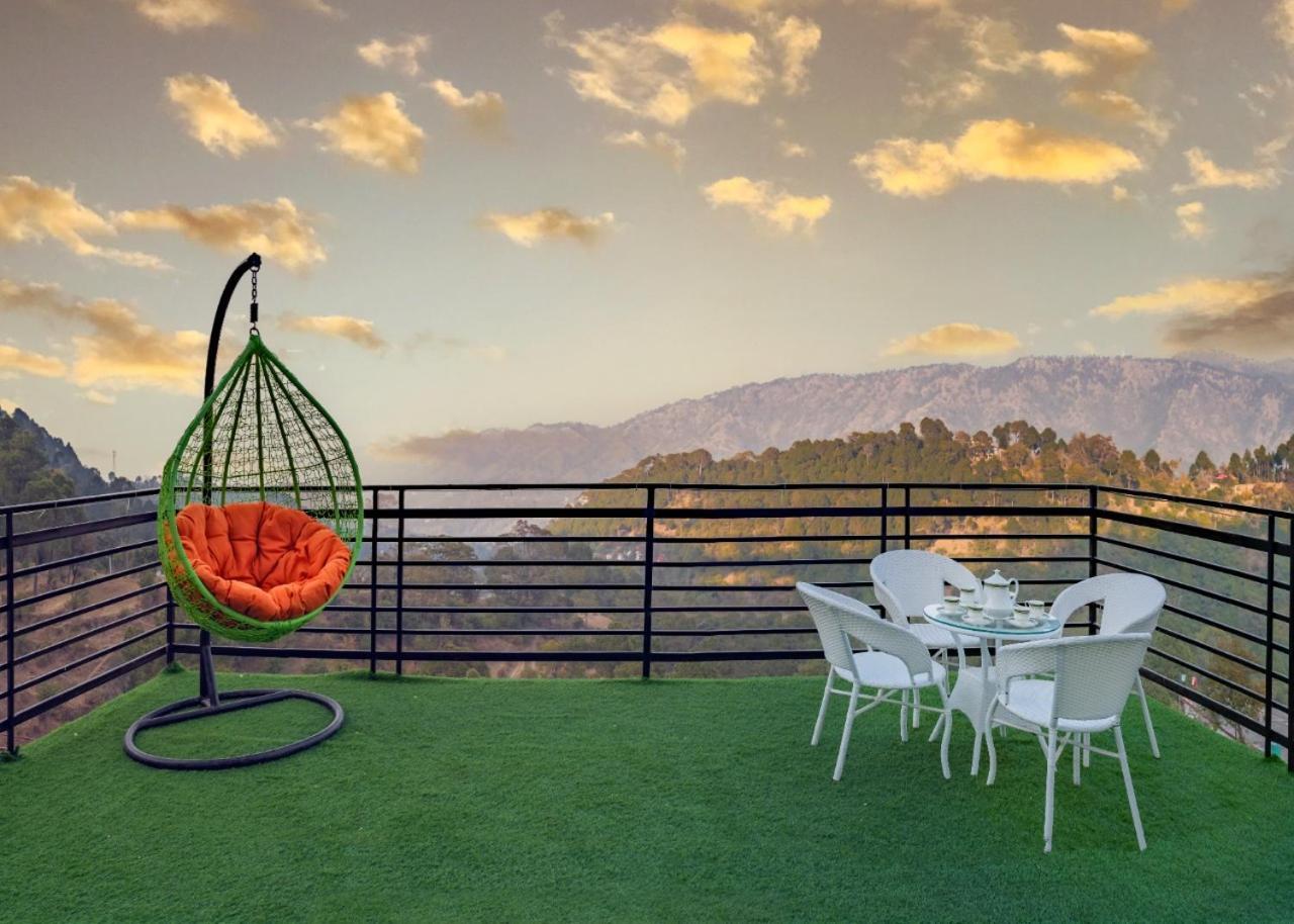 Mystic Kasauli I Pvt Balcony I Peacefull Area I Serviced Apt I By Exotic Stays Екстериор снимка