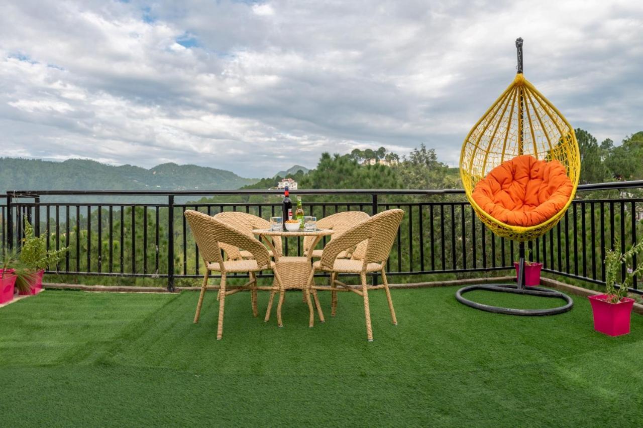 Mystic Kasauli I Pvt Balcony I Peacefull Area I Serviced Apt I By Exotic Stays Екстериор снимка