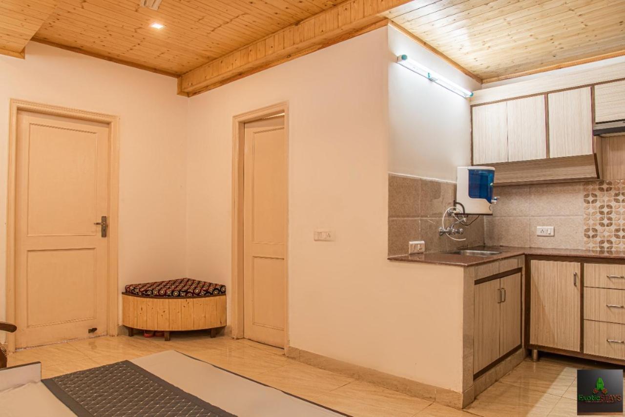 Mystic Kasauli I Pvt Balcony I Peacefull Area I Serviced Apt I By Exotic Stays Екстериор снимка
