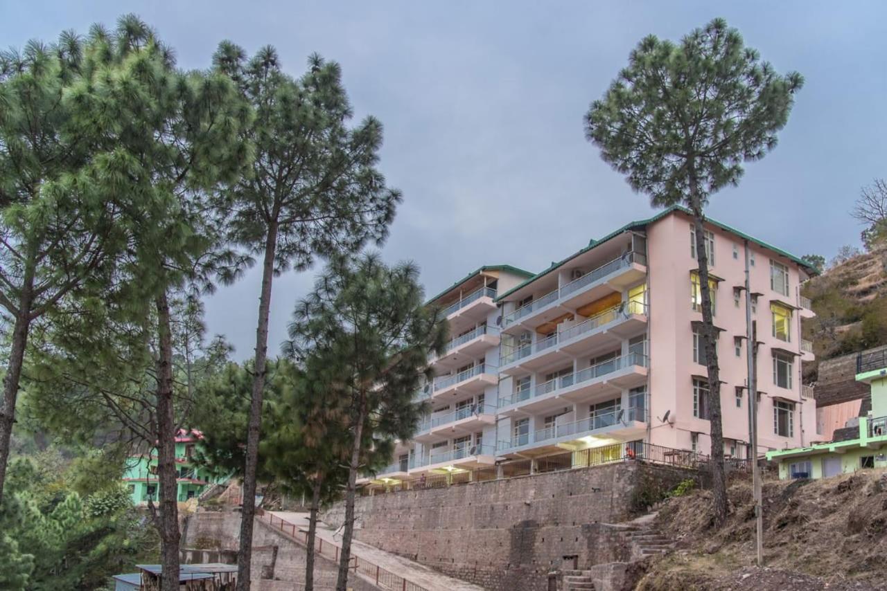 Mystic Kasauli I Pvt Balcony I Peacefull Area I Serviced Apt I By Exotic Stays Екстериор снимка